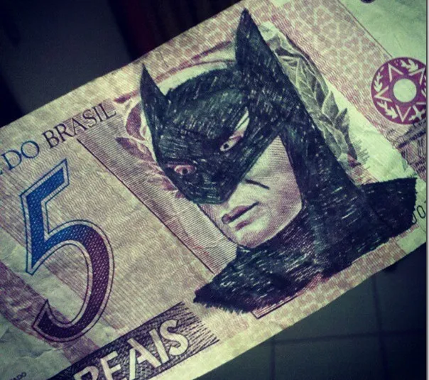 5 reais cara do batman